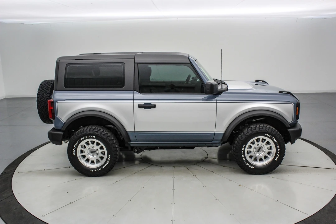 2025 Ford Bronco 6th Gen - Image 5 of 21