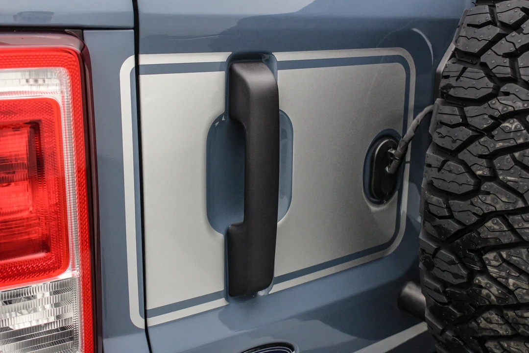 2025 Ford Bronco 6th Gen - Image 18 of 21