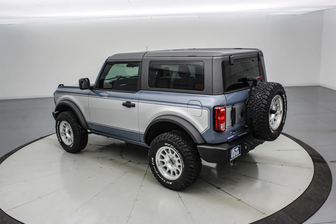 2025 Ford Bronco 6th Gen - Image 8 of 21