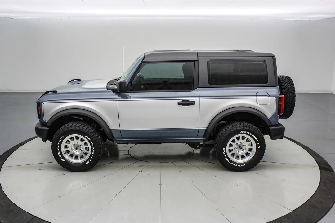 2025 Ford Bronco 6th Gen - Image 9 of 21