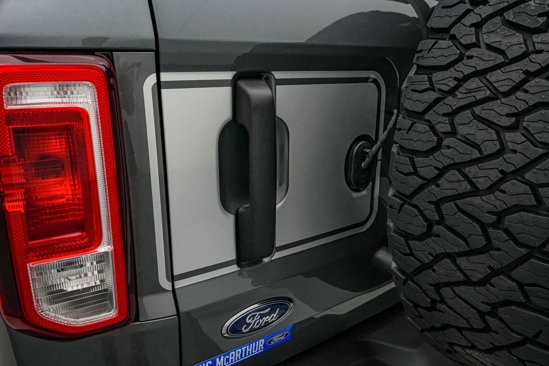 2025 Ford Bronco 6th Gen - Image 18 of 21