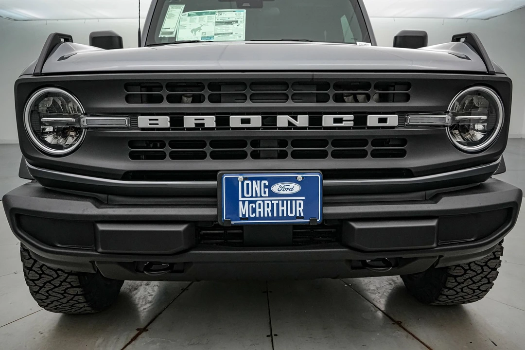 2025 Ford Bronco 6th Gen - Image 14 of 21