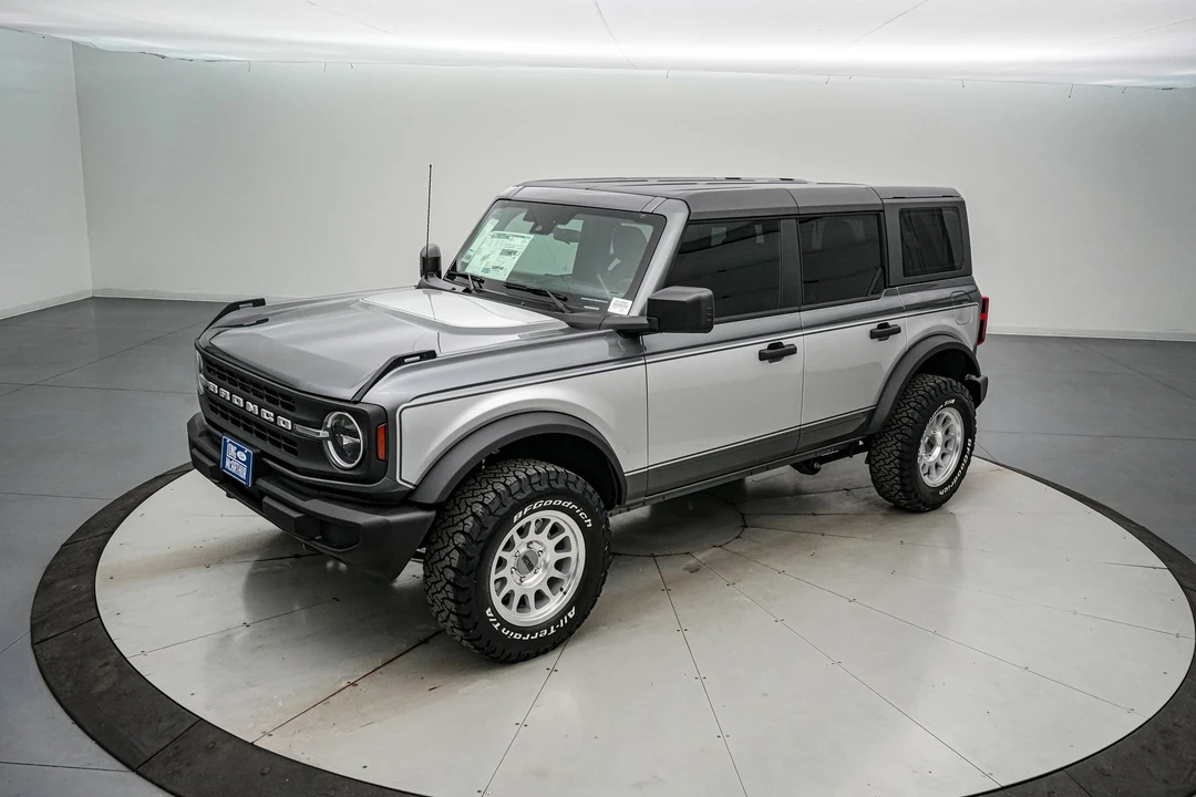 2025 Ford Bronco 6th Gen - Image 10 of 21