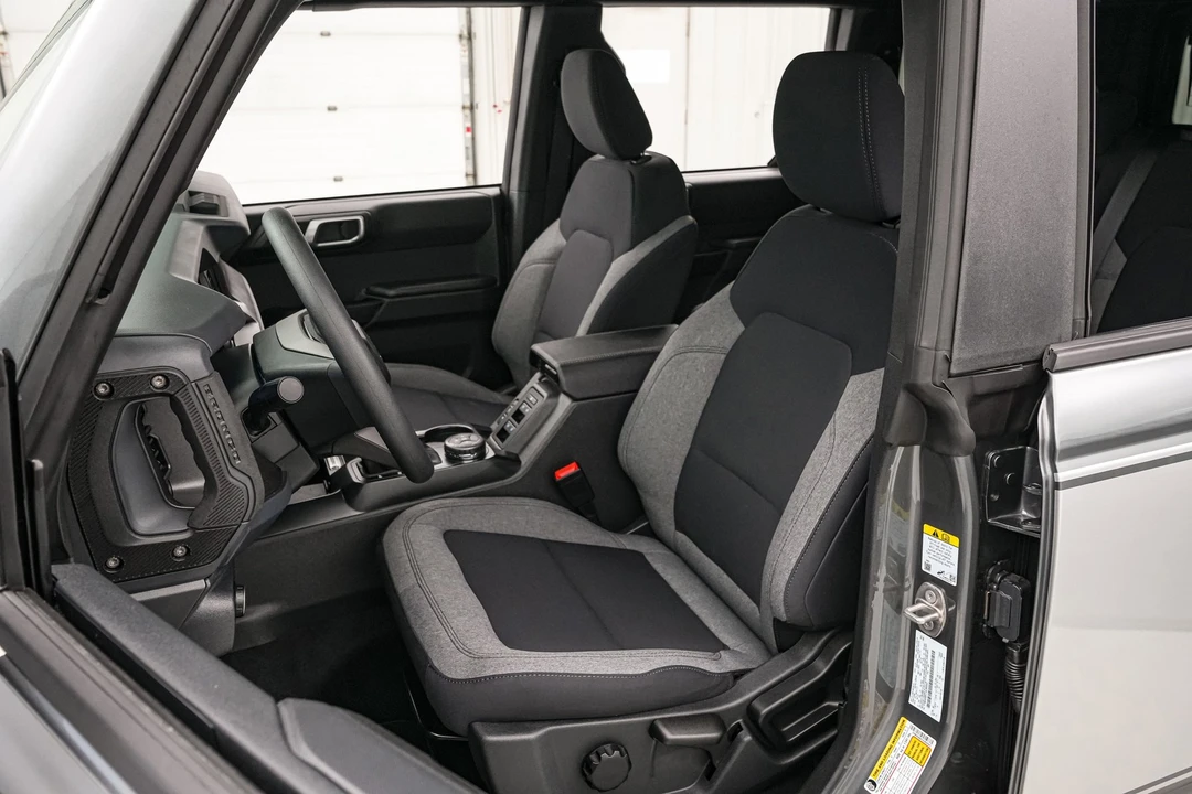 2025 Ford Bronco 6th Gen - Image 20 of 21