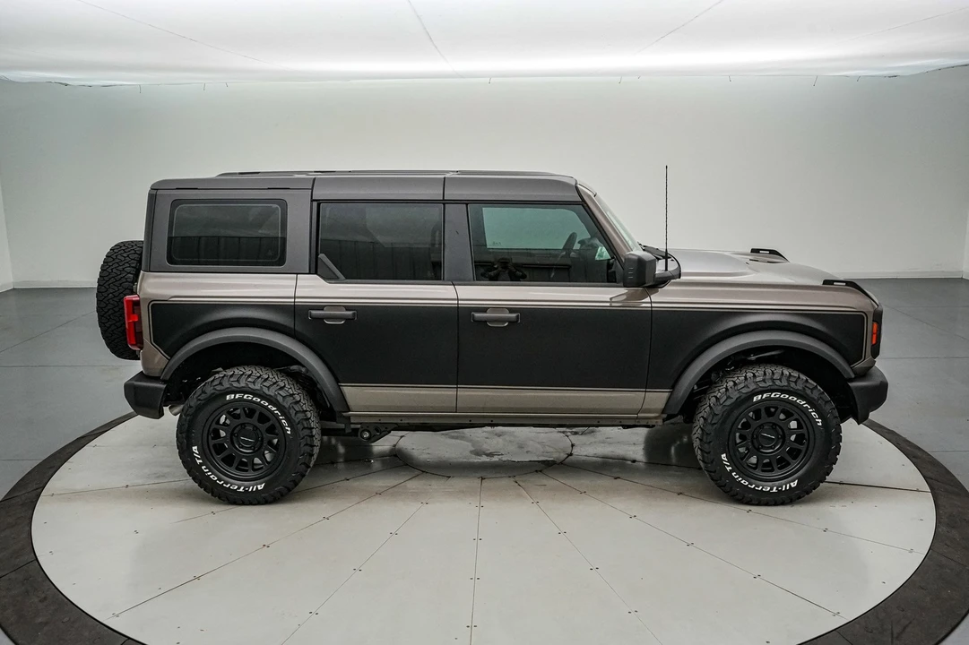 2025 Ford Bronco 6th Gen - Image 5 of 21