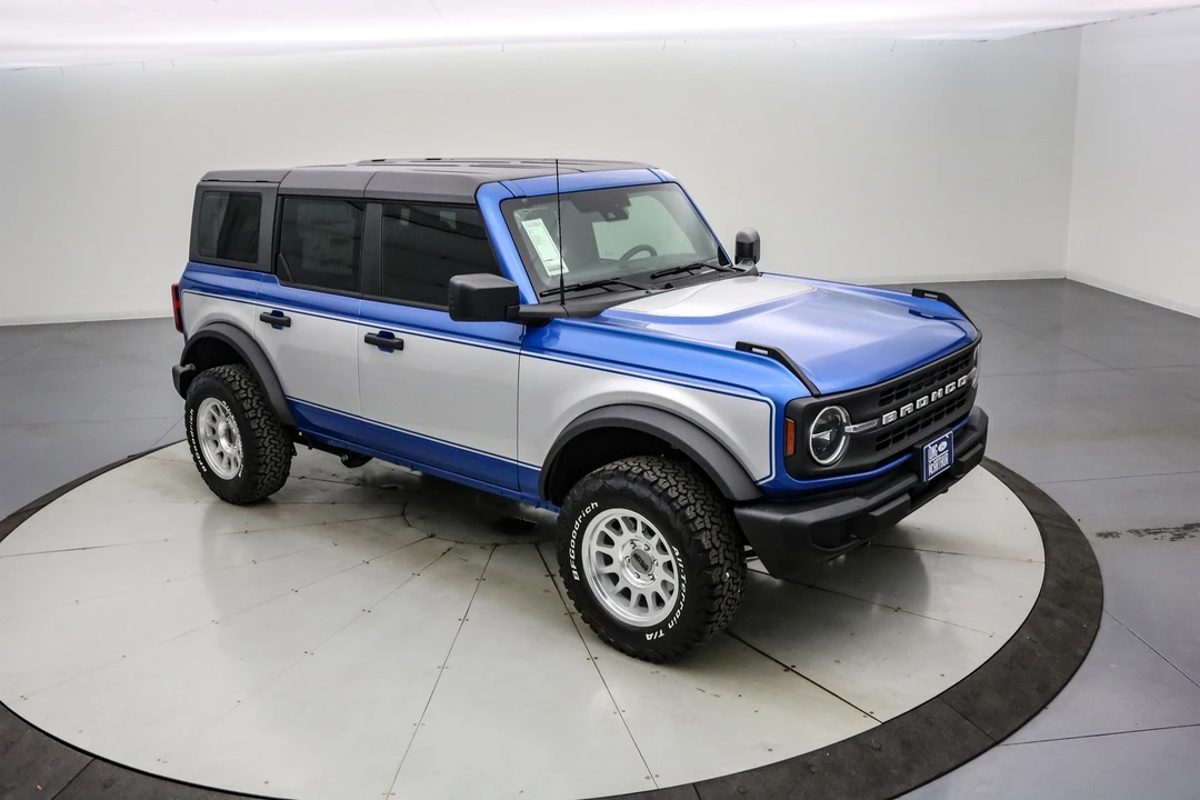 2025 Ford Bronco 6th Gen - Image 4 of 21