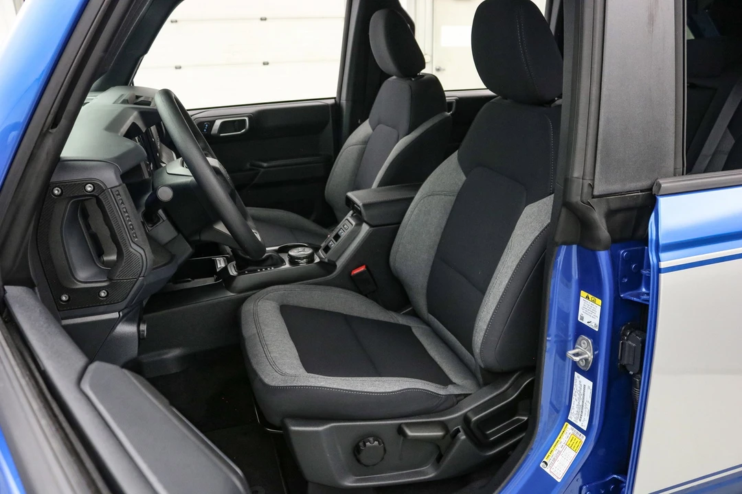 2025 Ford Bronco 6th Gen - Image 20 of 21