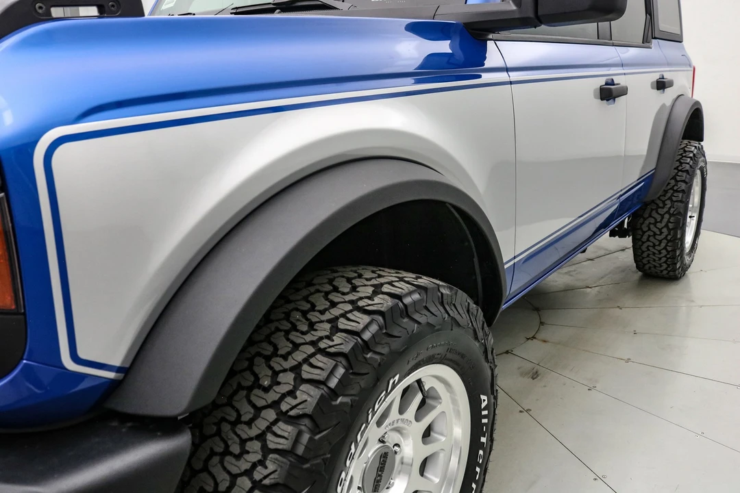 2025 Ford Bronco 6th Gen - Image 17 of 21