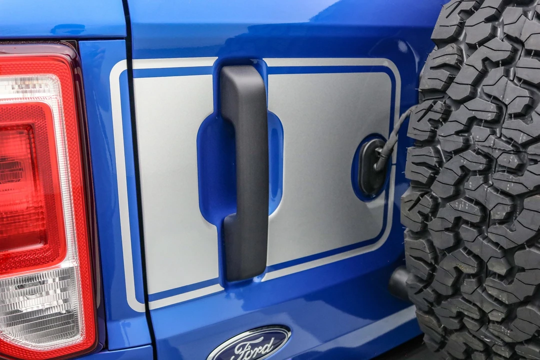 2025 Ford Bronco 6th Gen - Image 18 of 21