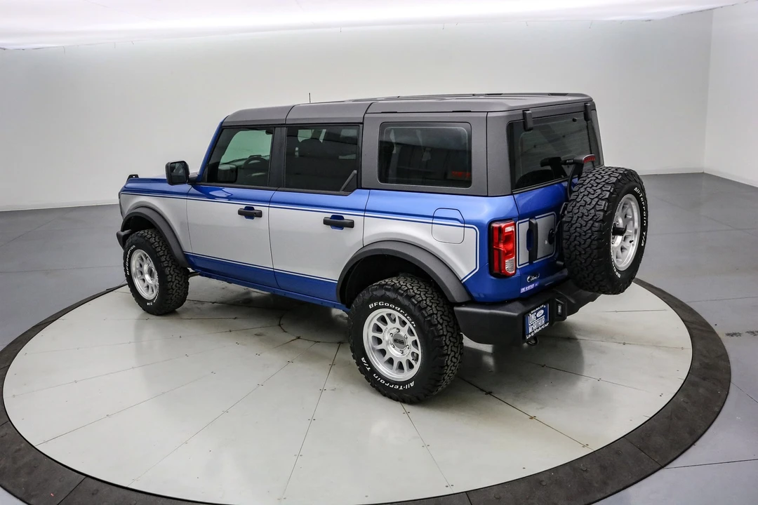 2025 Ford Bronco 6th Gen - Image 8 of 21