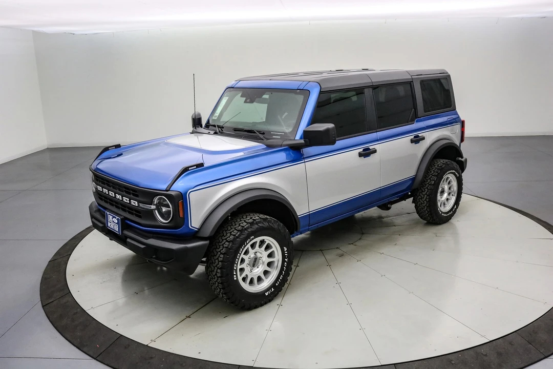 2025 Ford Bronco 6th Gen - Image 10 of 21