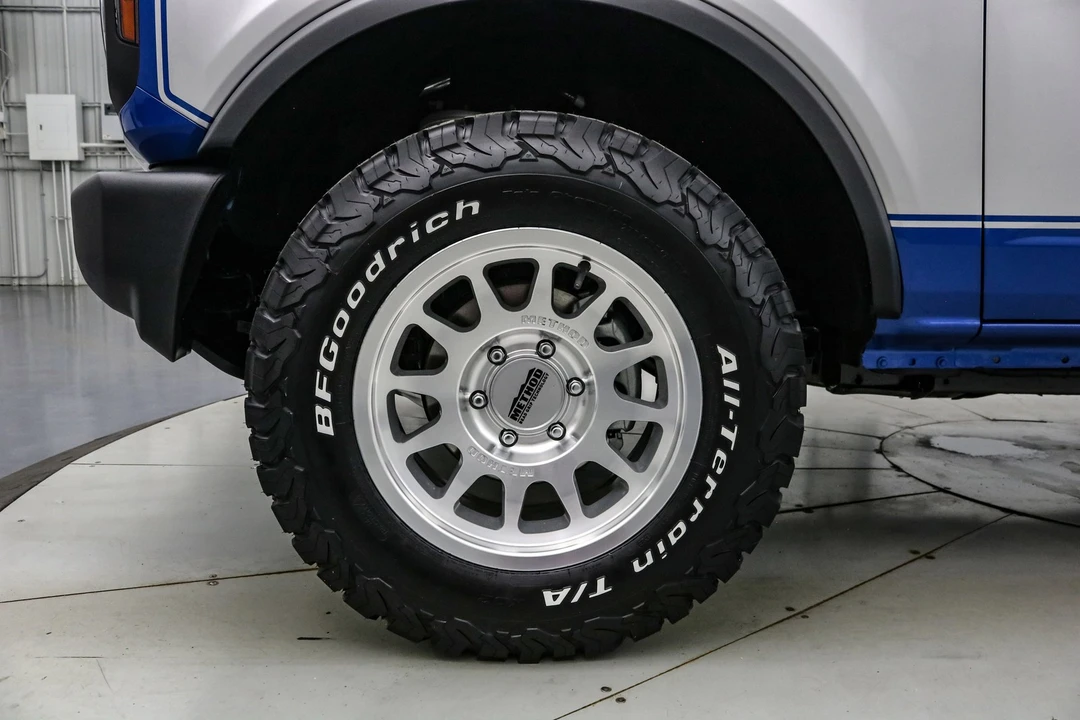2025 Ford Bronco 6th Gen - Image 12 of 21