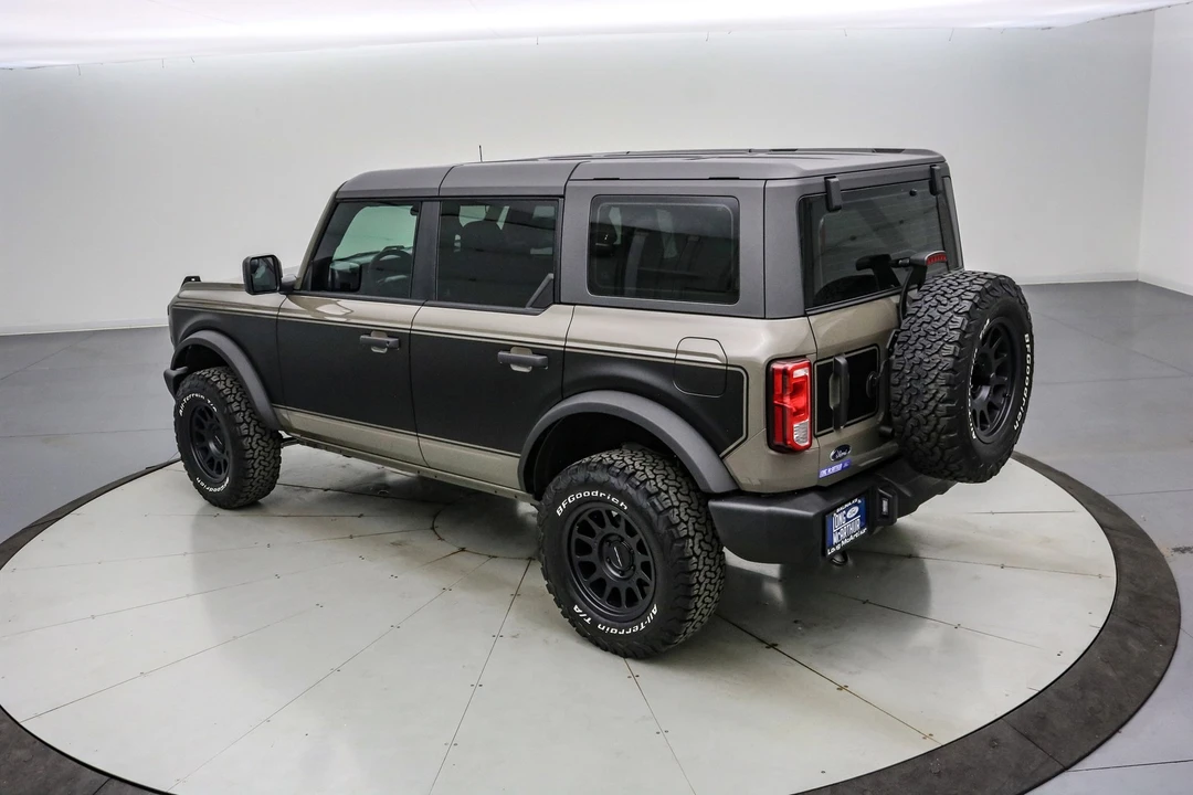 2025 Ford Bronco 6th Gen - Image 7 of 21