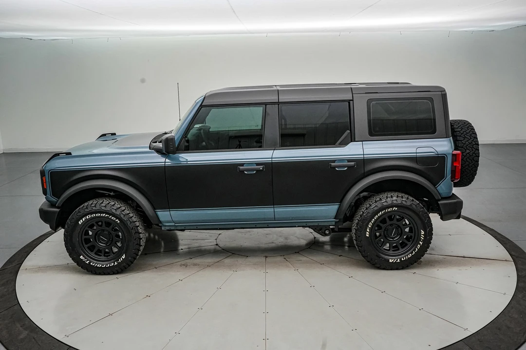2025 Ford Bronco 6th Gen - Image 9 of 21