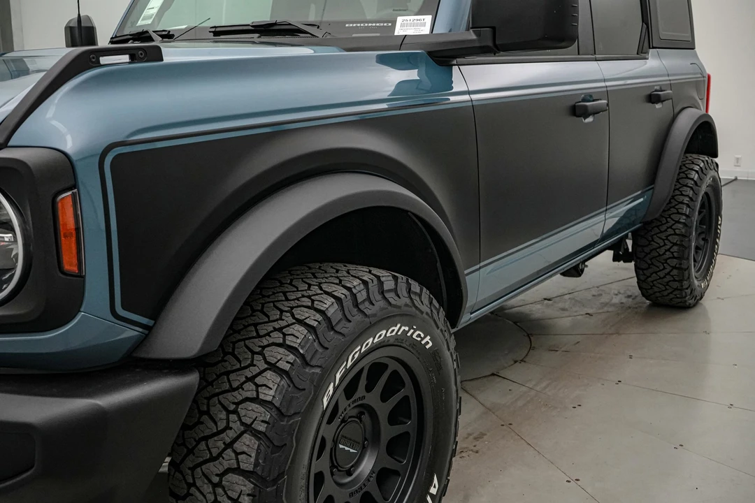 2025 Ford Bronco 6th Gen - Image 16 of 21