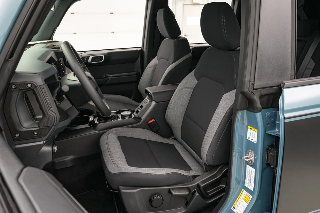 2025 Ford Bronco 6th Gen - Image 20 of 21