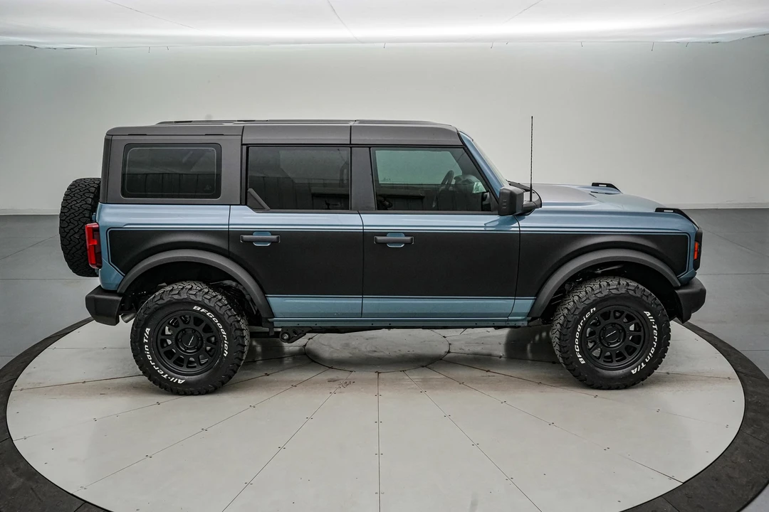 2025 Ford Bronco 6th Gen - Image 5 of 21