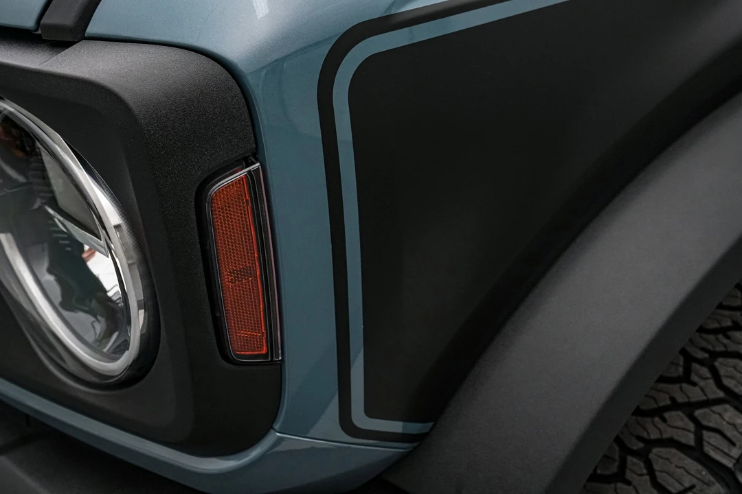 2025 Ford Bronco 6th Gen - Image 18 of 21