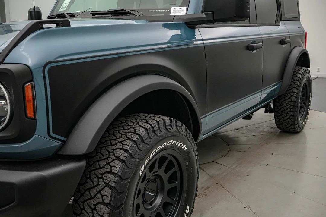 2025 Ford Bronco 6th Gen - Image 17 of 21