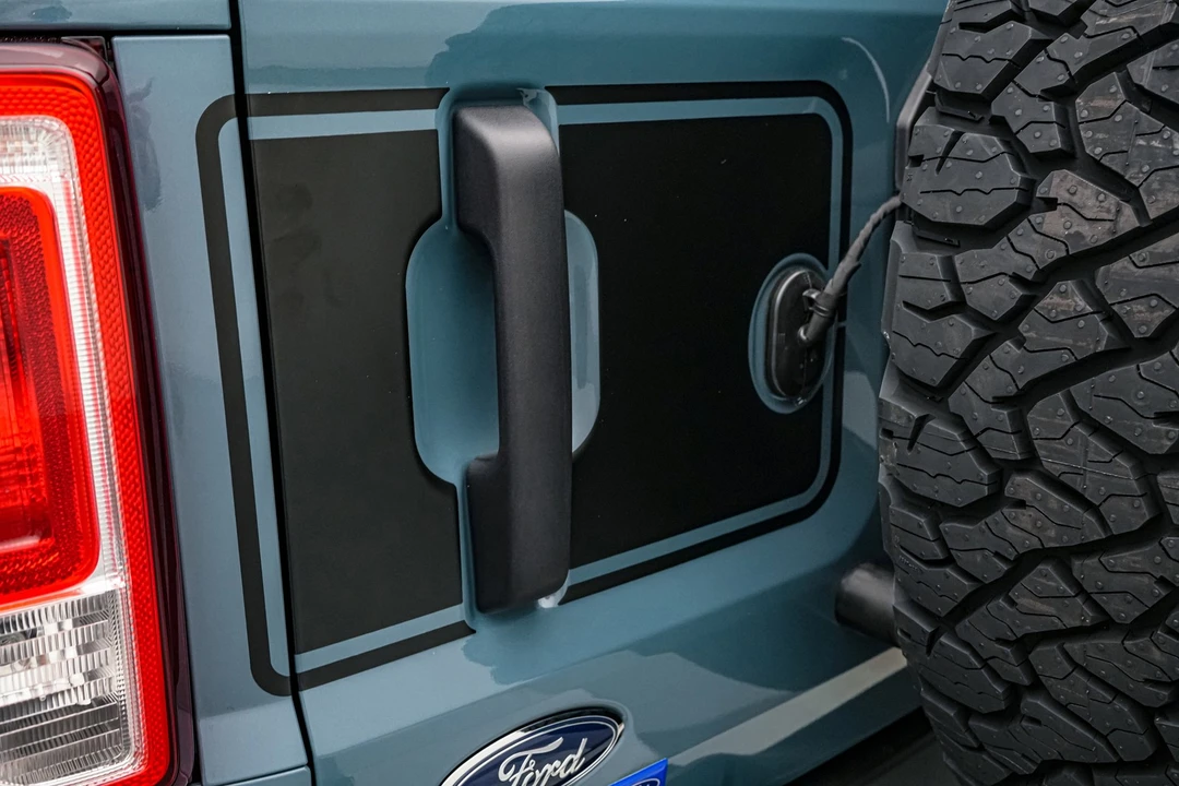 2025 Ford Bronco 6th Gen - Image 19 of 21
