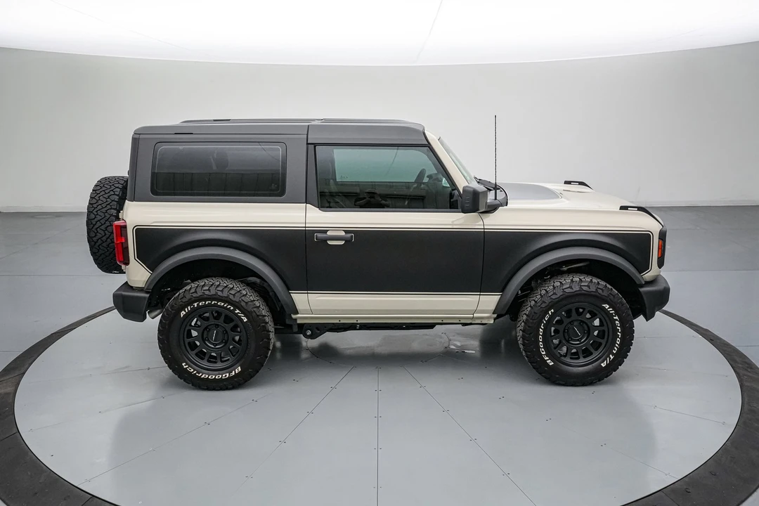 2025 Ford Bronco 6th Gen - Image 5 of 21