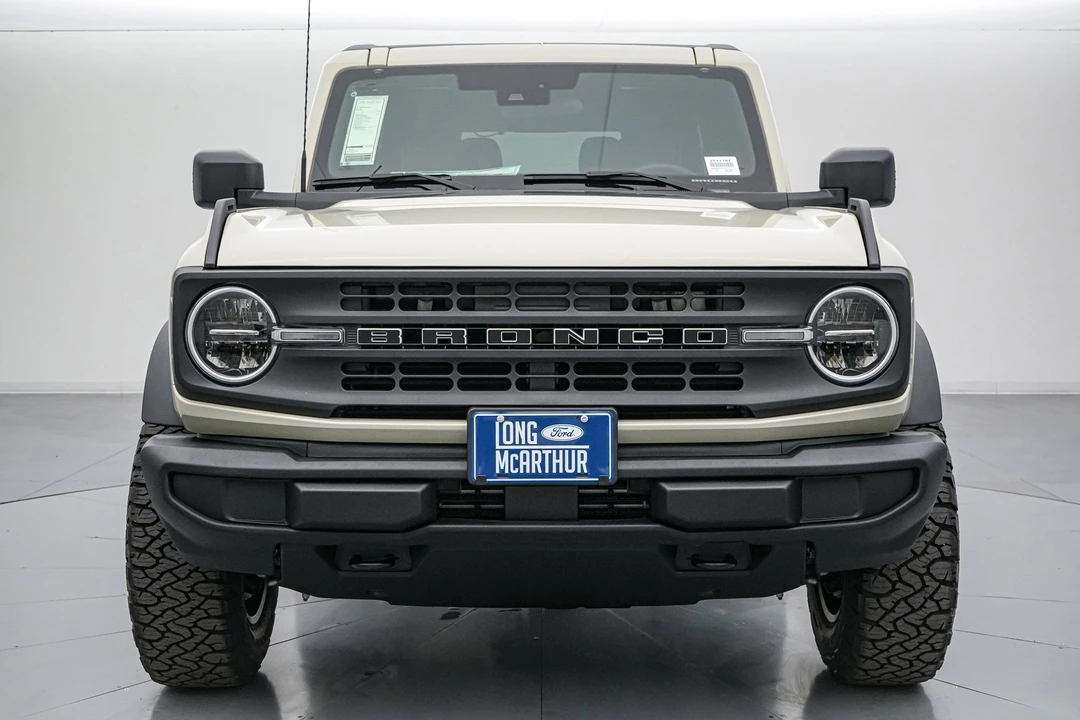 2025 Ford Bronco 6th Gen - Image 14 of 21