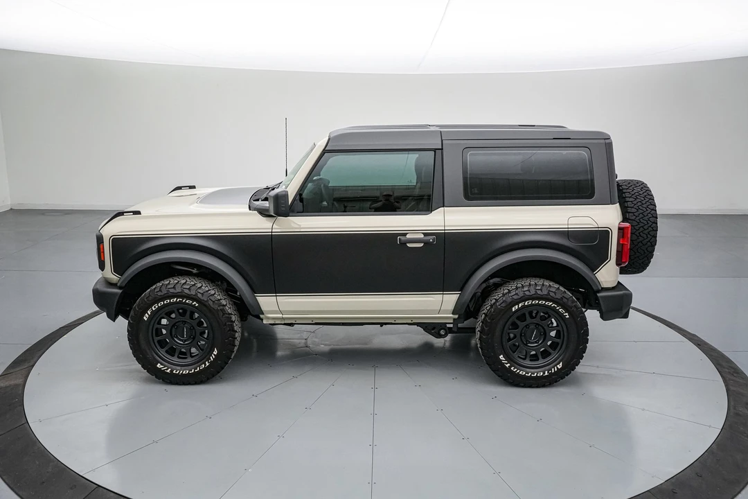 2025 Ford Bronco 6th Gen - Image 9 of 21