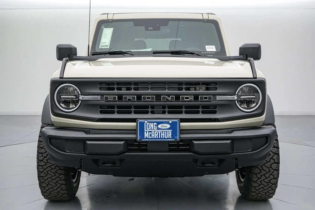 2025 Ford Bronco 6th Gen - Image 14 of 21