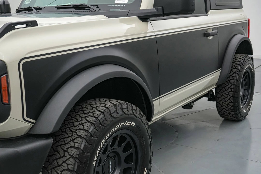 2025 Ford Bronco 6th Gen - Image 16 of 21