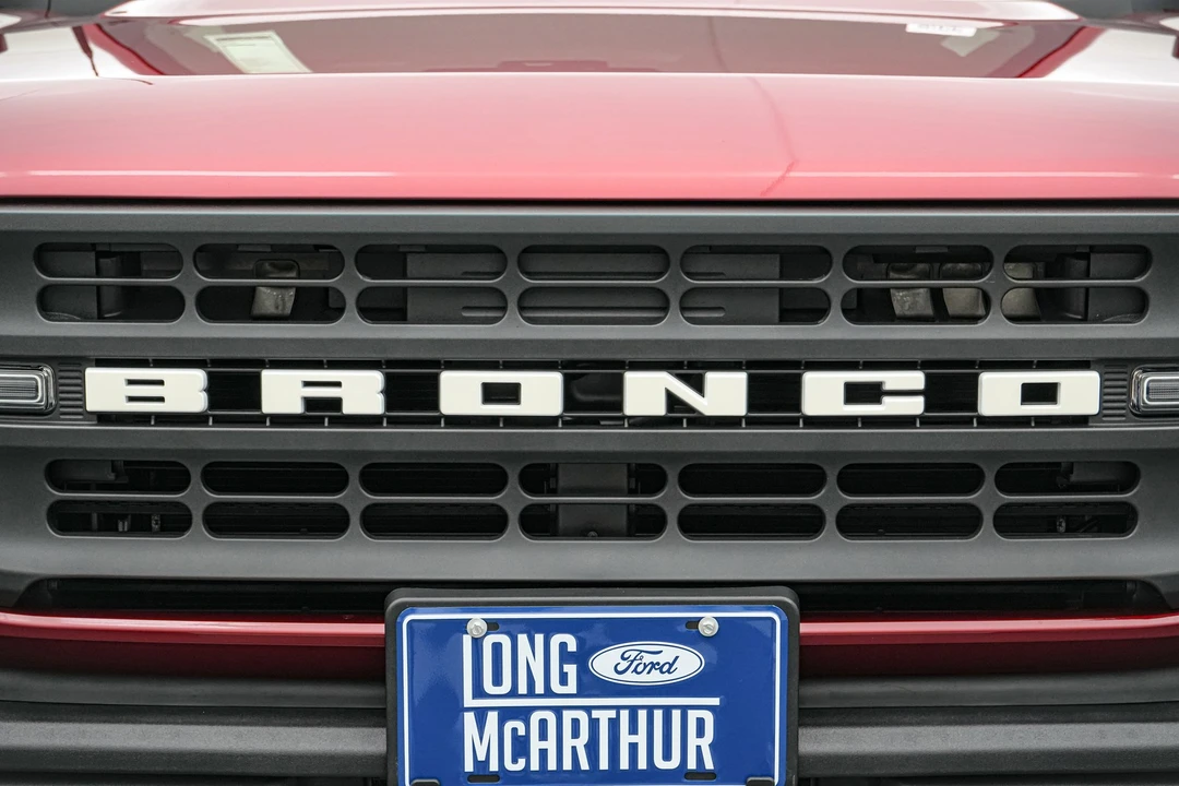 2025 Ford Bronco 6th Gen - Image 15 of 21
