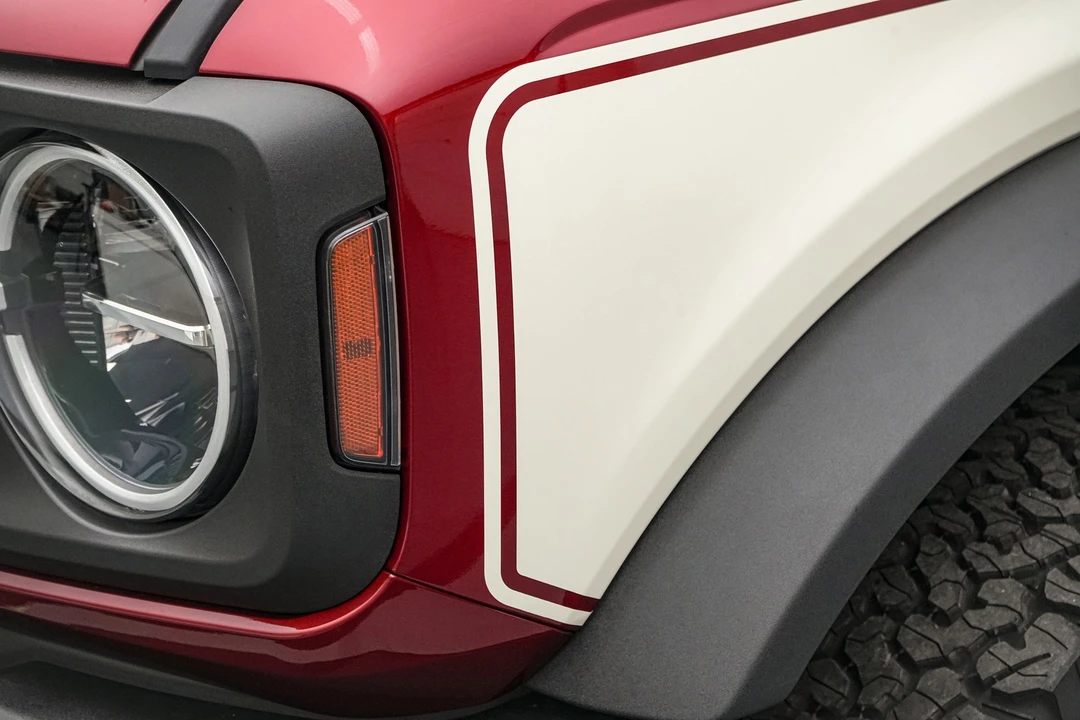 2025 Ford Bronco 6th Gen - Image 18 of 21