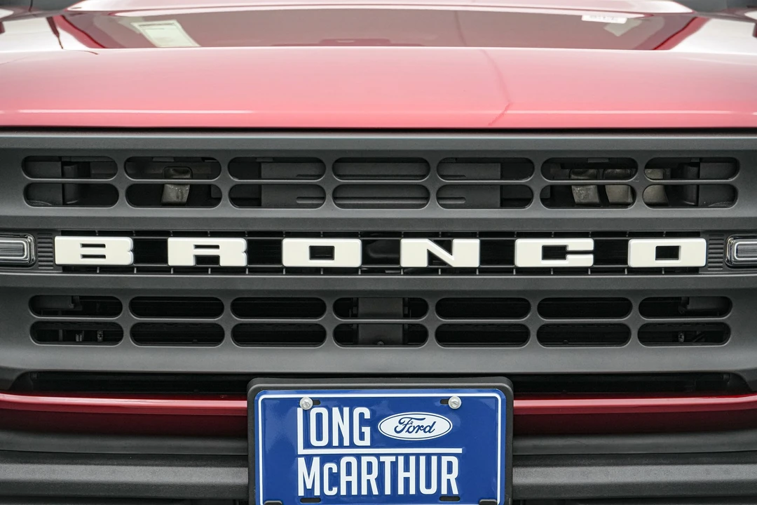 2025 Ford Bronco 6th Gen - Image 15 of 21
