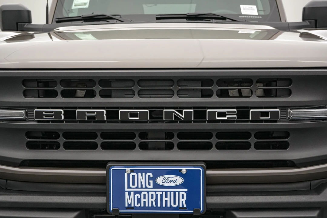 2025 Ford Bronco 6th Gen - Image 15 of 21