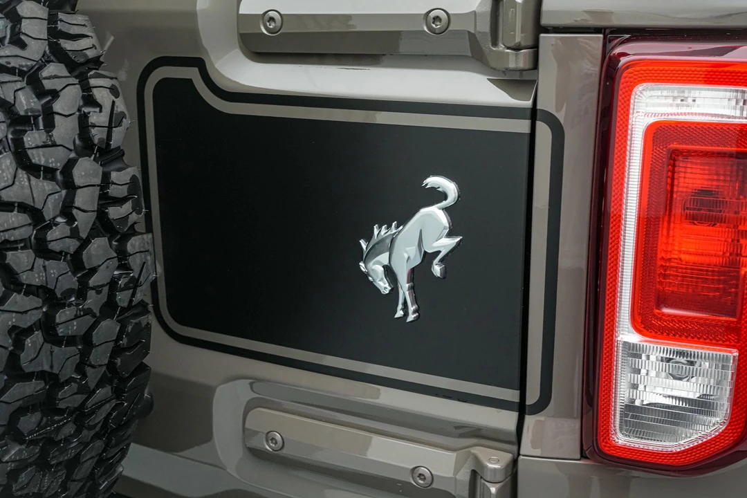 2025 Ford Bronco 6th Gen - Image 20 of 21