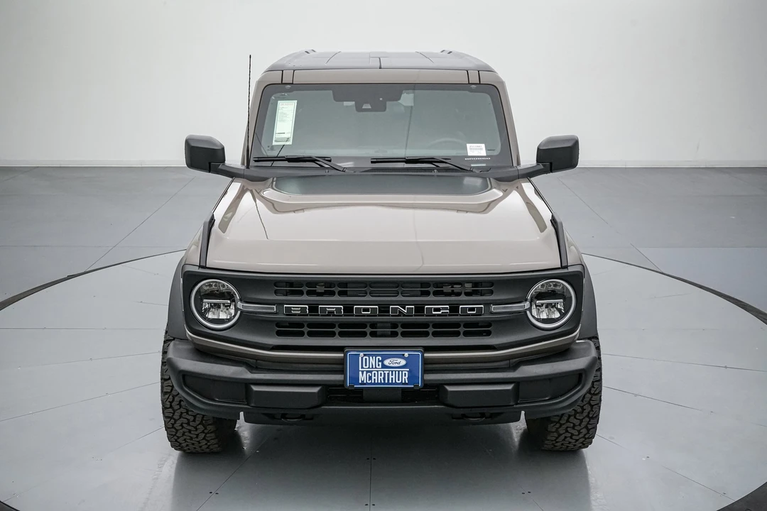2025 Ford Bronco 6th Gen - Image 11 of 21