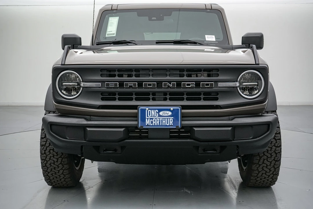 2025 Ford Bronco 6th Gen - Image 14 of 21