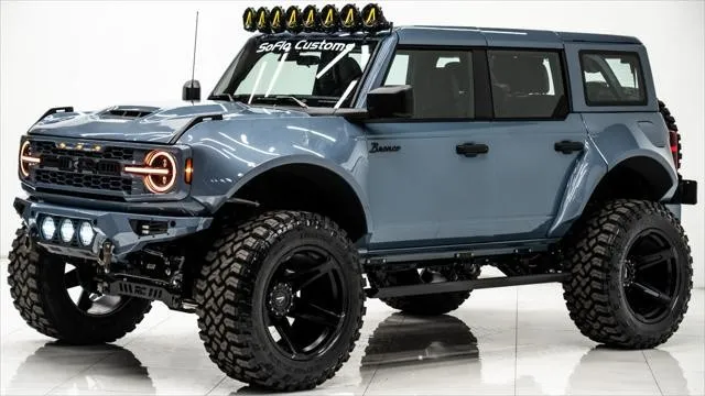 2025 Ford Bronco SoFlo Widebody