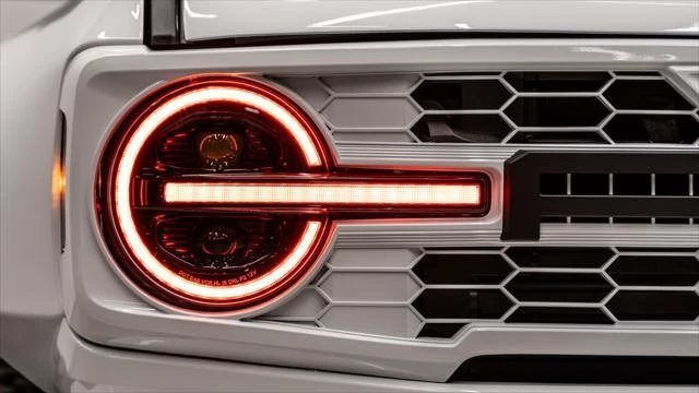 2025 Ford Bronco 6th Gen - Image 18 of 21
