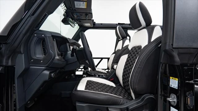 2025 Ford Bronco 6th Gen - Image 19 of 21