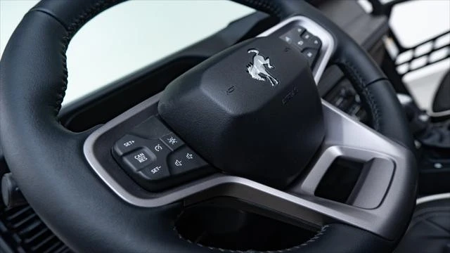 2025 Ford Bronco 6th Gen - Image 20 of 21