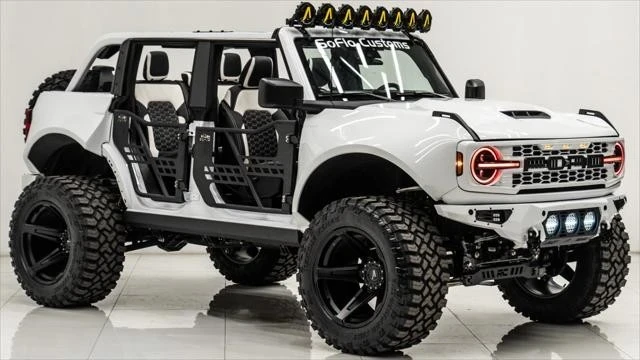 2025 Ford Bronco 6th Gen - Image 2 of 21