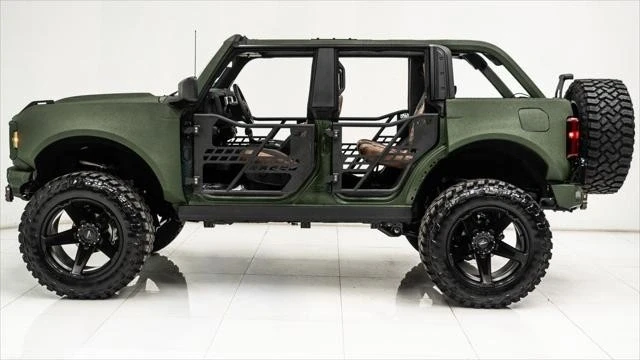 2025 Ford Bronco 6th Gen - Image 10 of 21