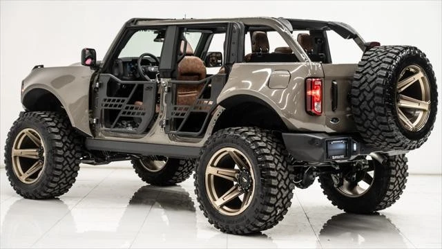 2025 Ford Bronco 6th Gen - Image 8 of 21