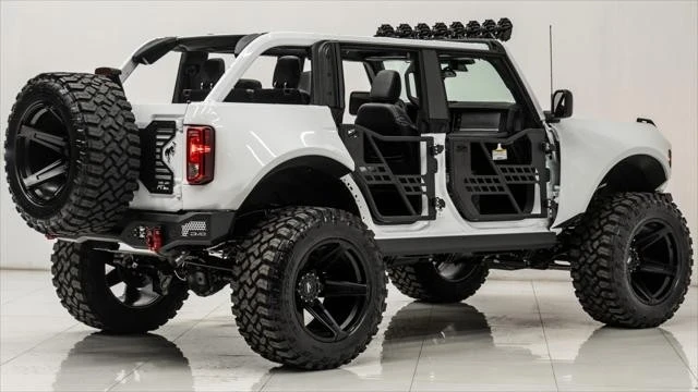 2025 Ford Bronco 6th Gen - Image 12 of 21