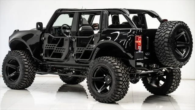 2025 Ford Bronco 6th Gen - Image 15 of 21