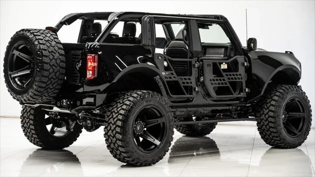2025 Ford Bronco 6th Gen - Image 12 of 21