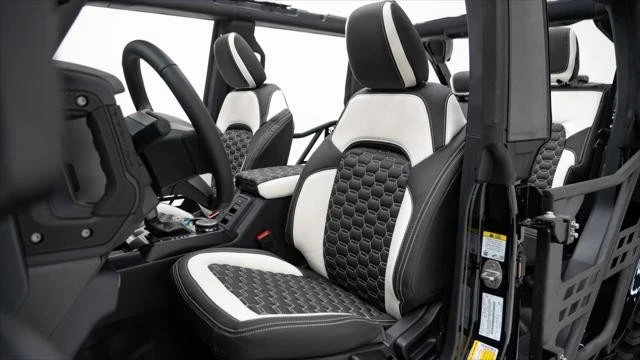 2025 Ford Bronco 6th Gen - Image 20 of 21