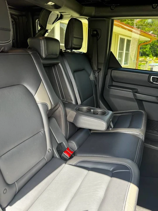 2025 Ford Bronco 6th Gen - Image 6 of 12