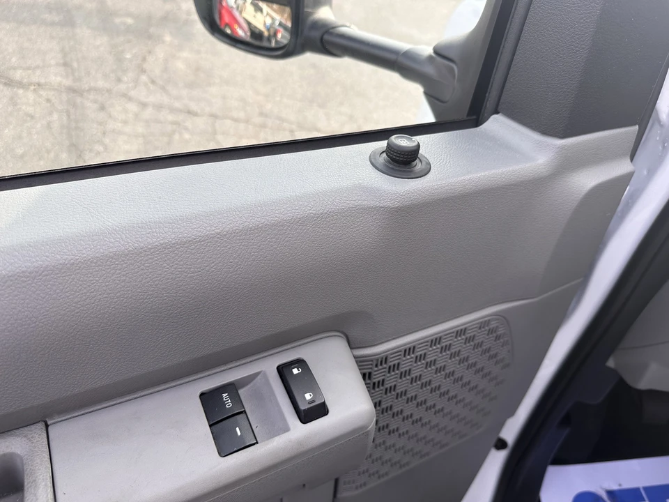 2025 Ford Econoline Van - Image 12 of 23