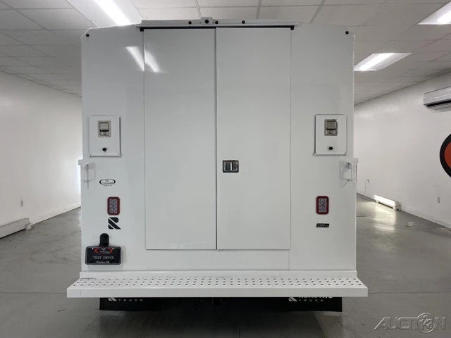 2025 Ford Econoline Van - Image 6 of 12